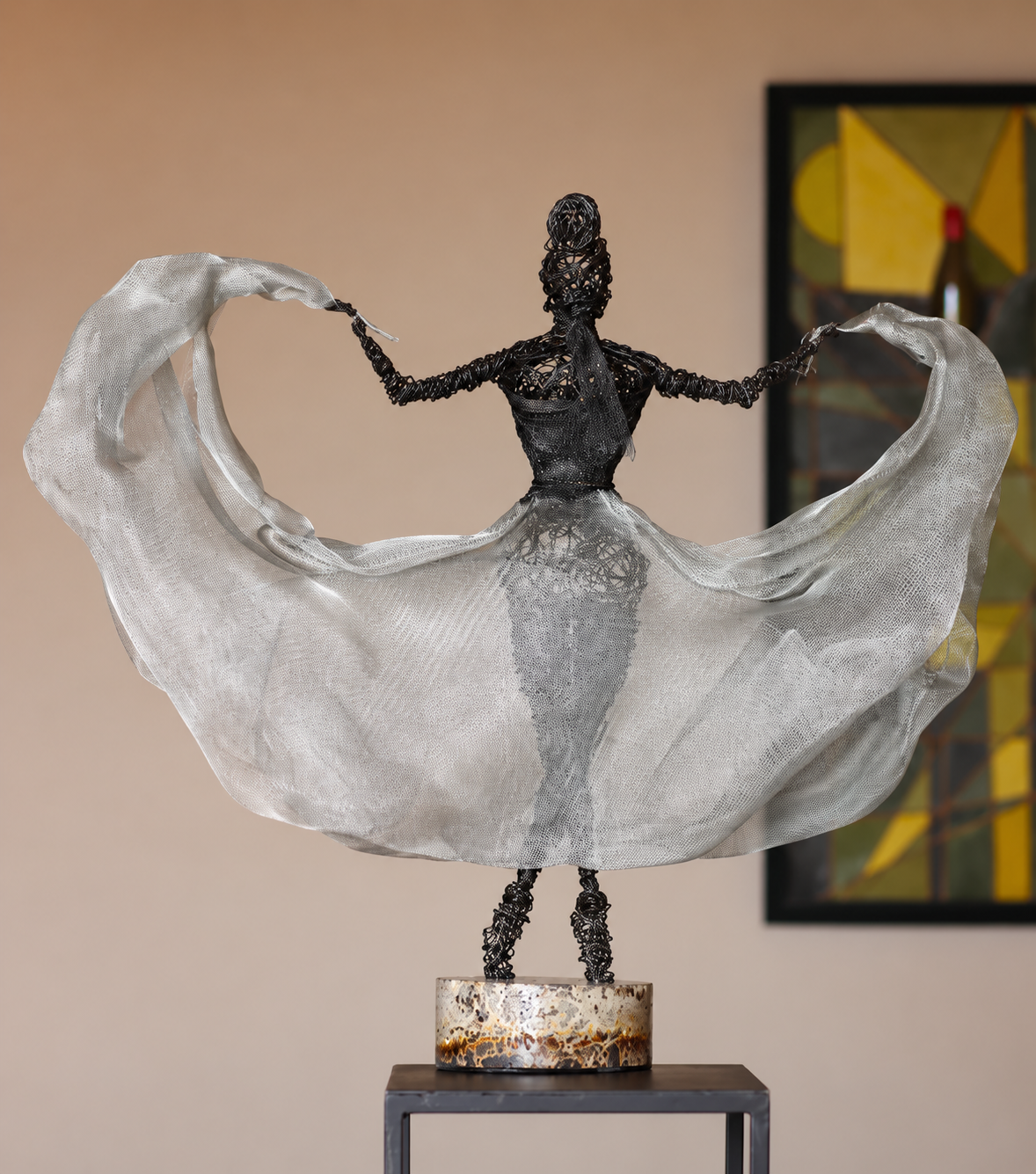 Handmade Wire Dancer Sculpture, Elegant Ballet Lady Figurine, Modern Metal Art Statue for Living Room Decor, Unique Gift for Home Office