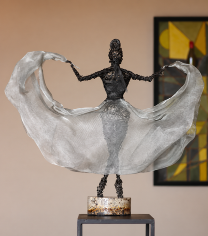 Handmade Wire Dancer Sculpture, Elegant Ballet Lady Figurine, Modern Metal Art Statue for Living Room Decor, Unique Gift for Home Office