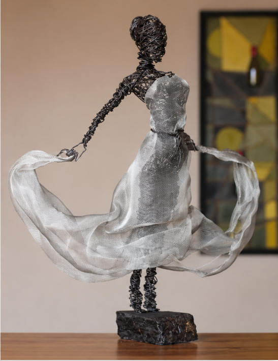 Handmade Wire Dancer Sculpture, Elegant Ballet Lady Figurine, Modern Metal Art Statue for Living Room Decor, Unique Gift for Home Office