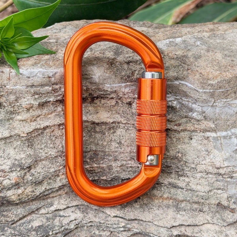 🧗 LockClimb™ Auto-Locking Carabiner – Lightweight Heavy-Duty Clip for Climbing & Outdoor Adventures
