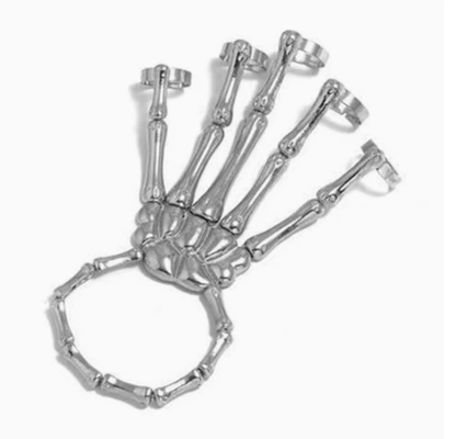 🖤 BoneGlam™ Gothic Skeleton Hand Ring – Halloween Statement Jewelry