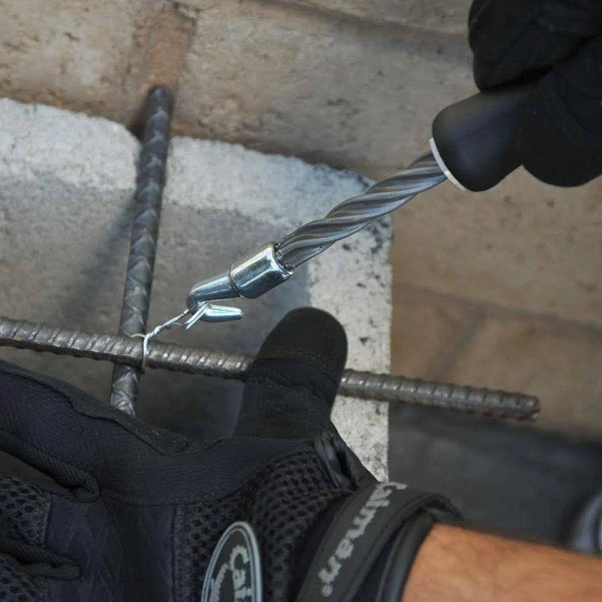 Automatic Rebar Wire Twisting Tool 🔧 – Easy Construction Wire Tying